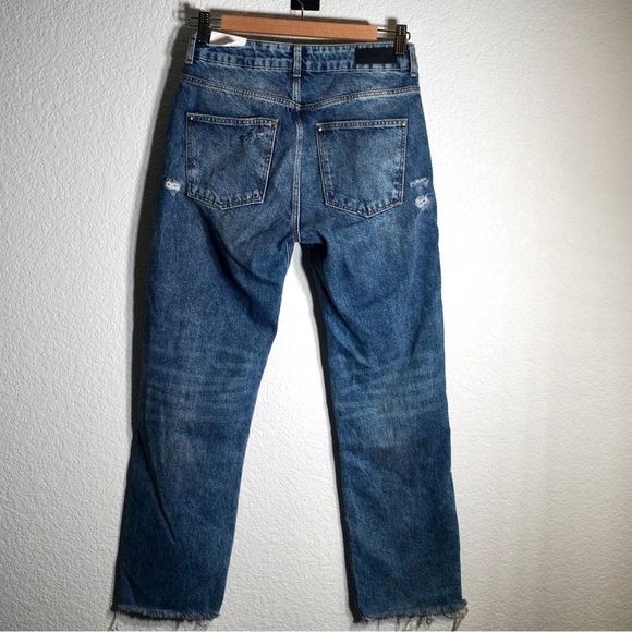Zara TRF High Rise Distressed Raw Hem Denim Fish Net Ripped Knee Jeans Size 4 - Picture 8 of 9